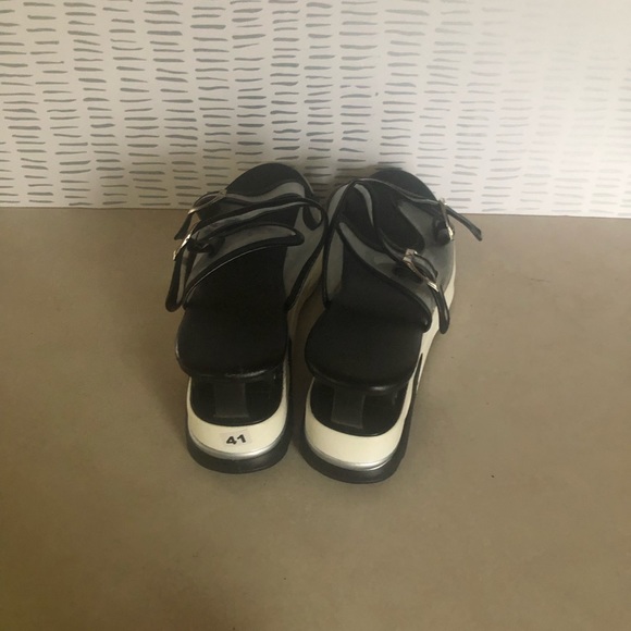 Woman sandals - Picture 4 of 5